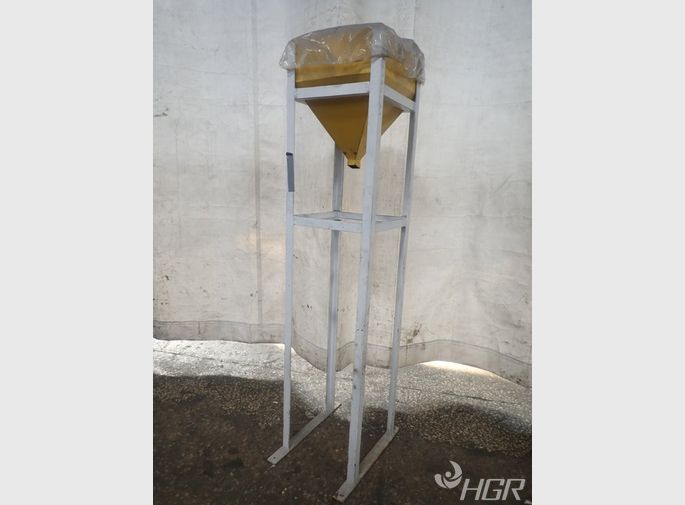  Funnel W Stand