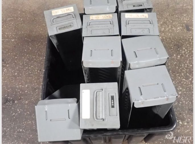  Metal Drawers