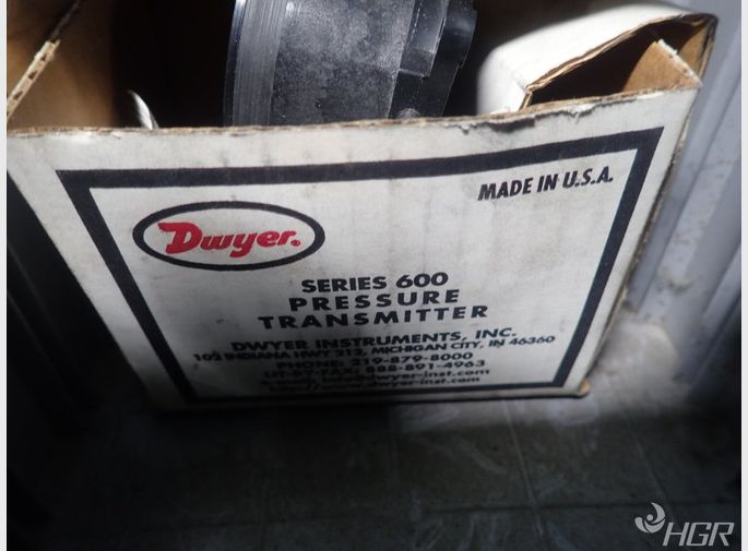 Dwyer Pressure Transmitters