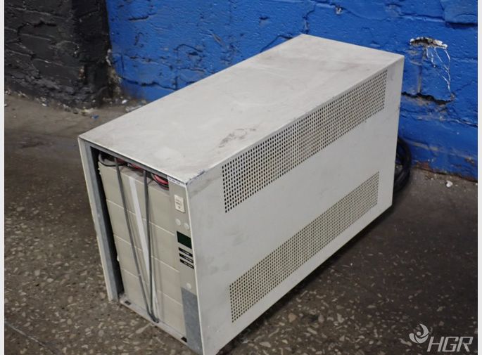 One Ac Power Supply