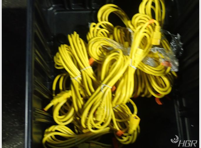  Cables
