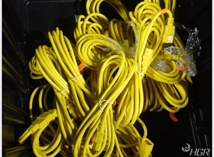  Cables