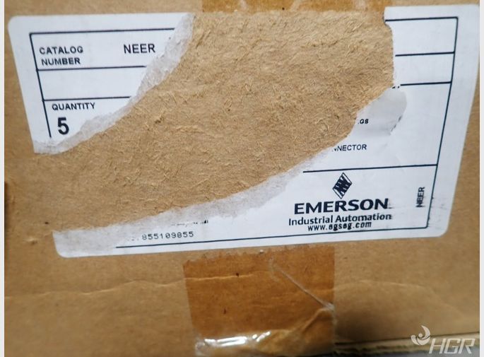 Emerson Angle Squeeze Connectors