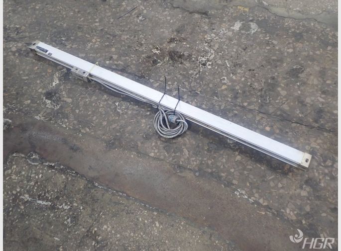  Linear Slide