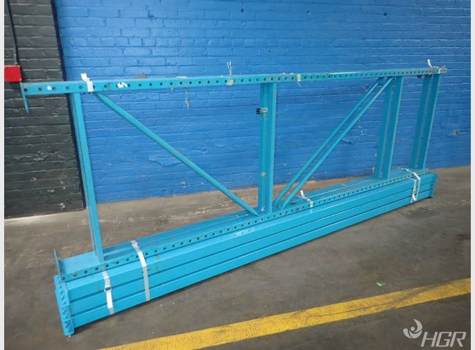 Pallet Racking Lot 