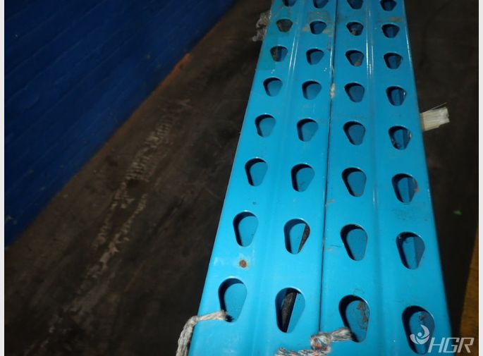  Pallet Racking Lot 