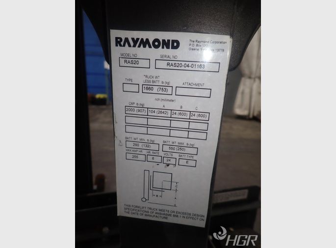 Raymond Electric Straddle Lift
