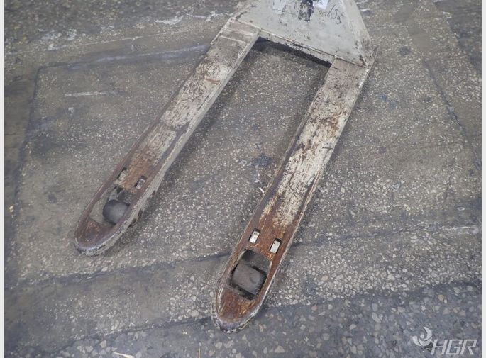 Crown Pallet Jack