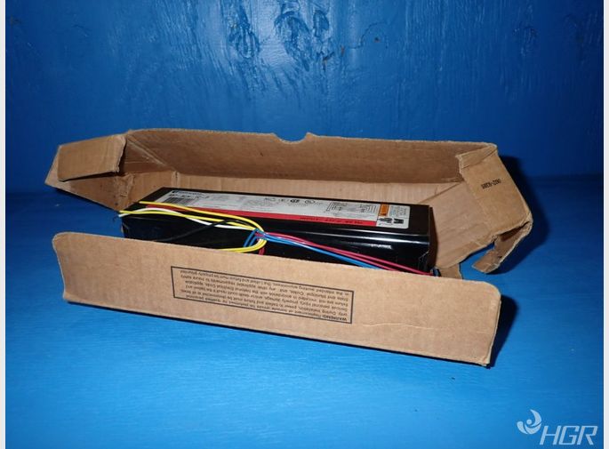 Universal Lighting Tech Ballast