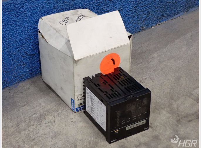 Omron  Digital Controller 