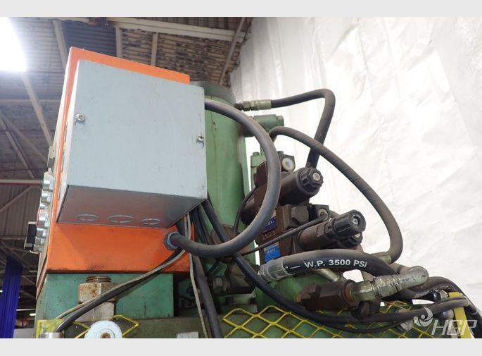 Ningbo Beilun Xlinlin Electromechanical Ningbo Beilun Xlinlin Electromechanical 4 Post Press