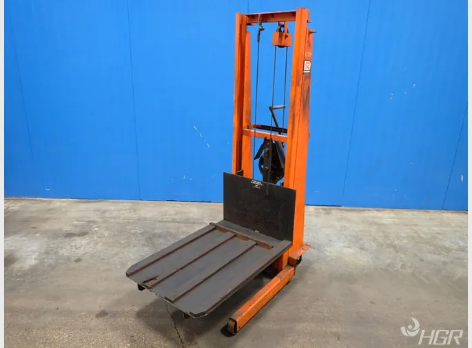 Economy Engineering Manual Lift