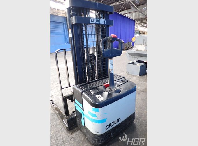 Used Crown Crown 2000 Series/ul583-e Electric Walk Behind