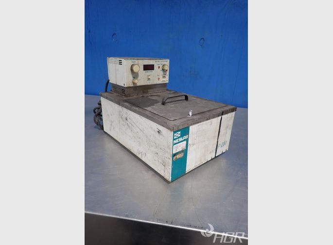 Neslab Temperature Bath