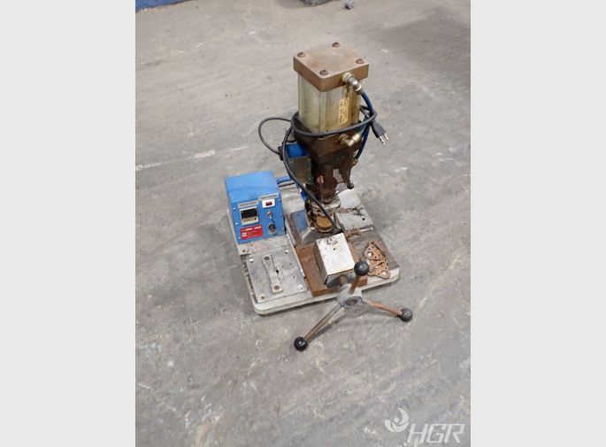 Econo Table Top Molder