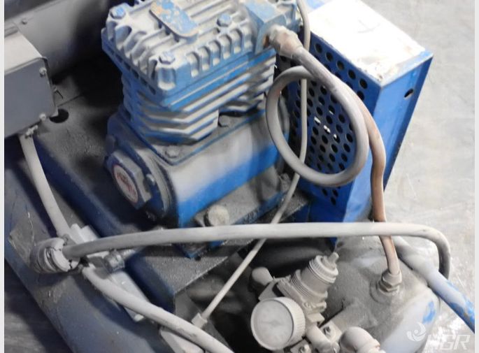 Emglo Air Compressor