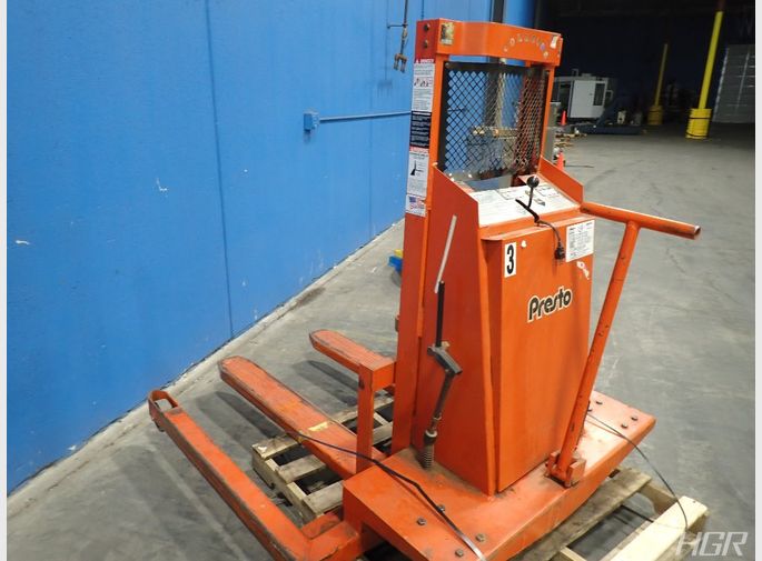 Used Lee Engineering Straddle Lift HGR Industrial Surplus