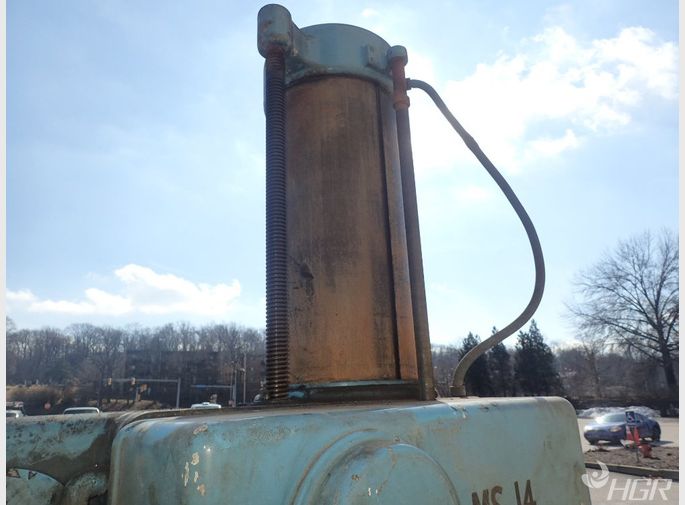 Ikeda Radial Arm Drill
