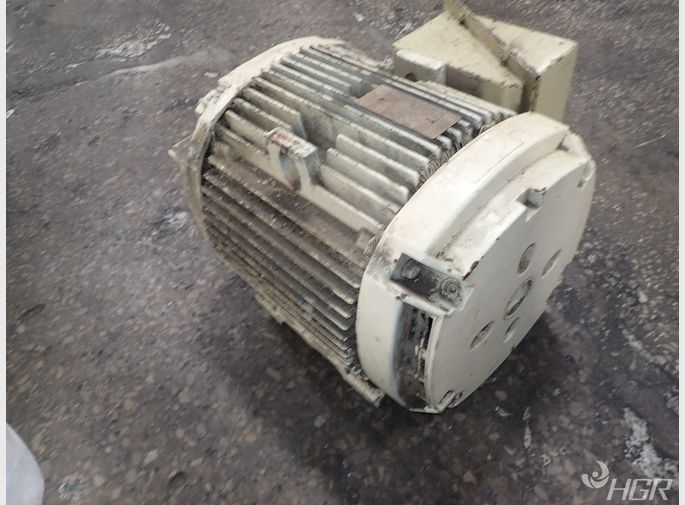  Motor