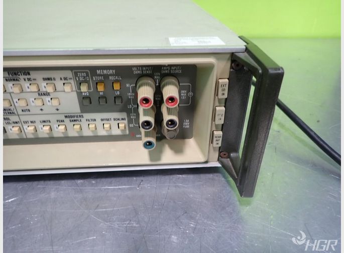  Fluke 8506a Thermal Rms Digital Multimeter Powers On No Other Tests
