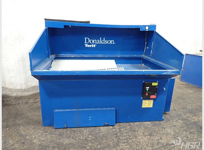 Donaldson  Torit Donaldson  Torit Db3000 Down Draft Table