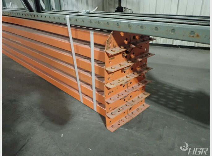  Pallet Racking Lot