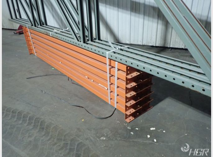  Pallet Racking Lot