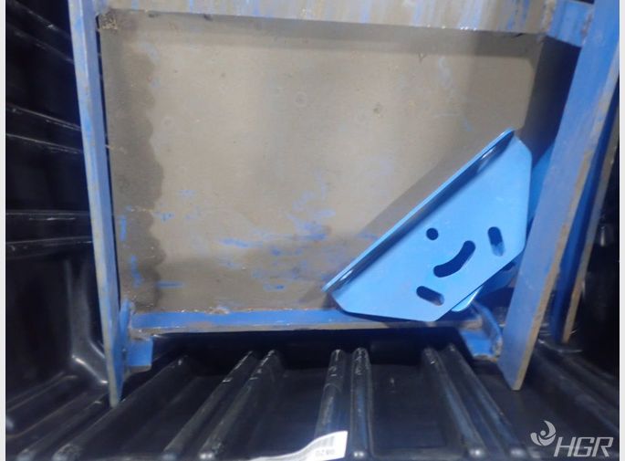  Trays