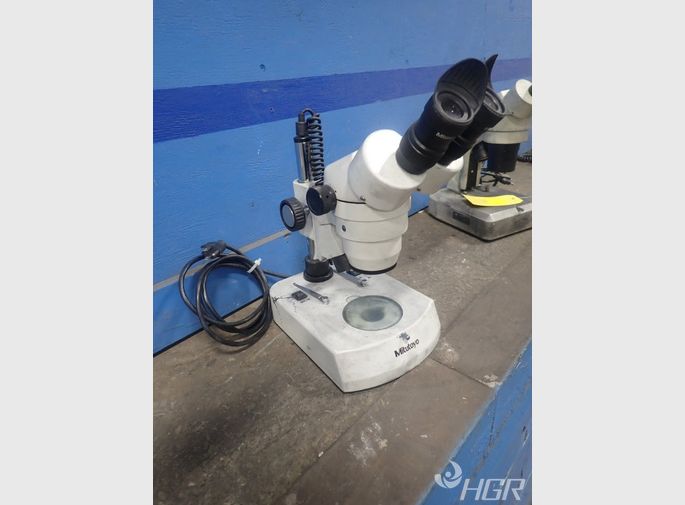 Mitutoyo Microscope