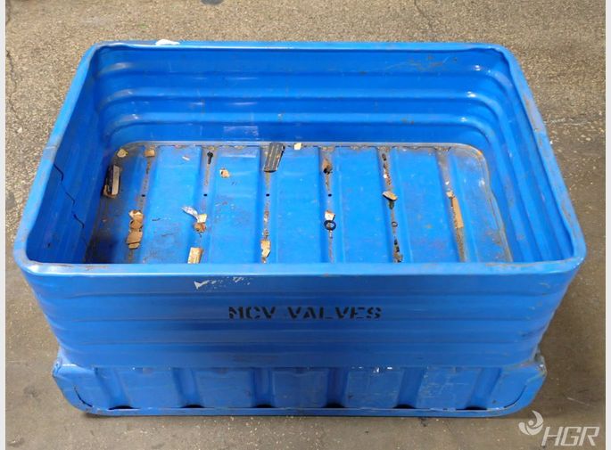 Metal Bin