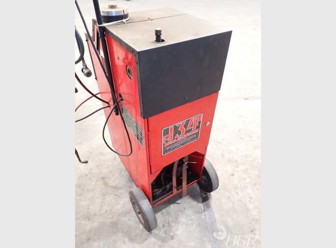 White Refrigerant Recovery And Charging System