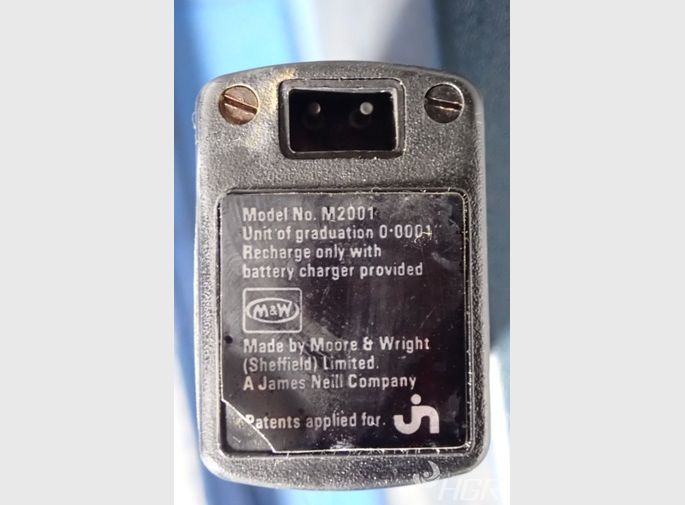 M  W Digital Micrometer