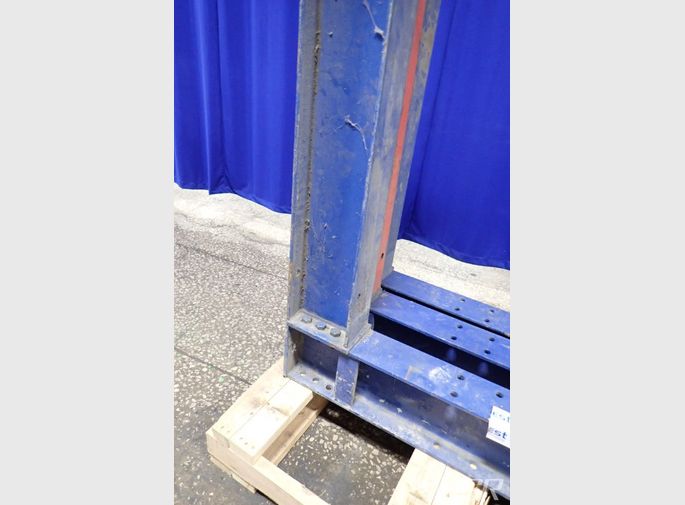  Cantilever Racking
