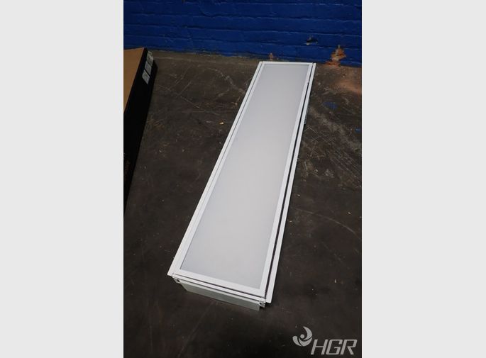 General Electric Light Fixture