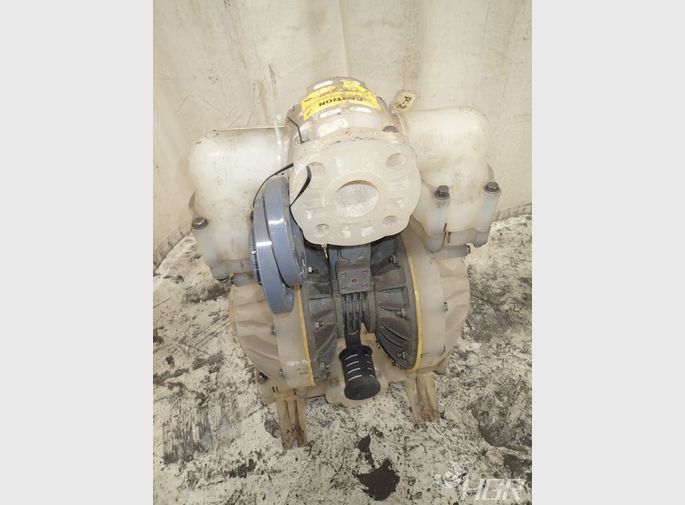 Versa  Matic  Plastic Diaphragm Pump