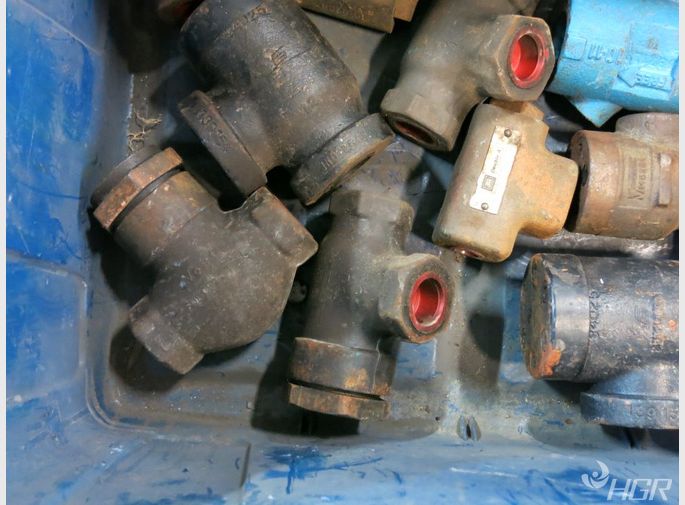  Valves