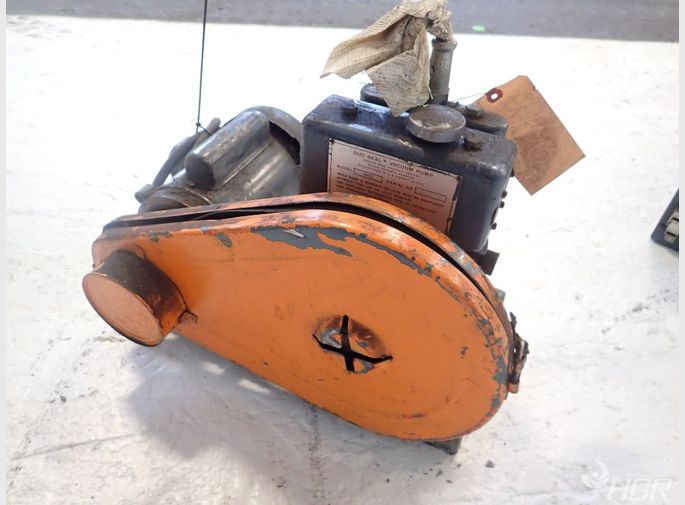 Welch Vacuum Pump