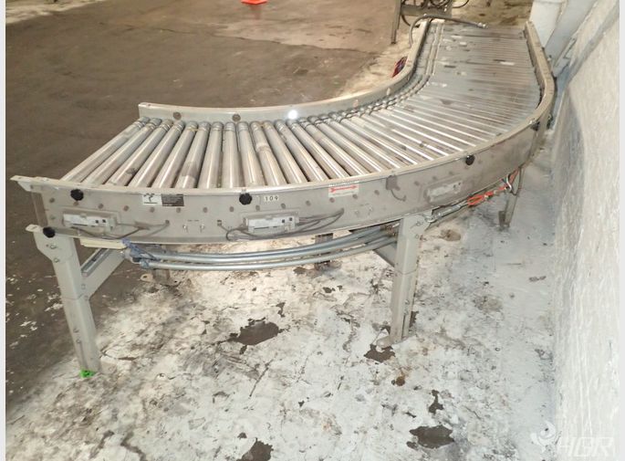Hk Systems Angled Power Roller Conveyor