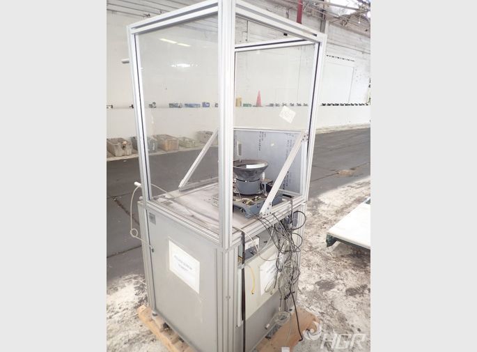  Vibratory Feeder Robot