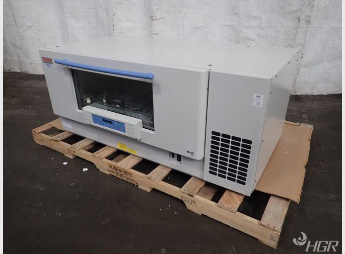 Fisher Scientific Refrigerated Shaker