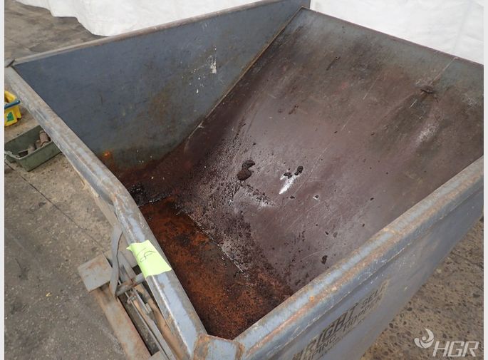 Wright Self Dumping Hopper