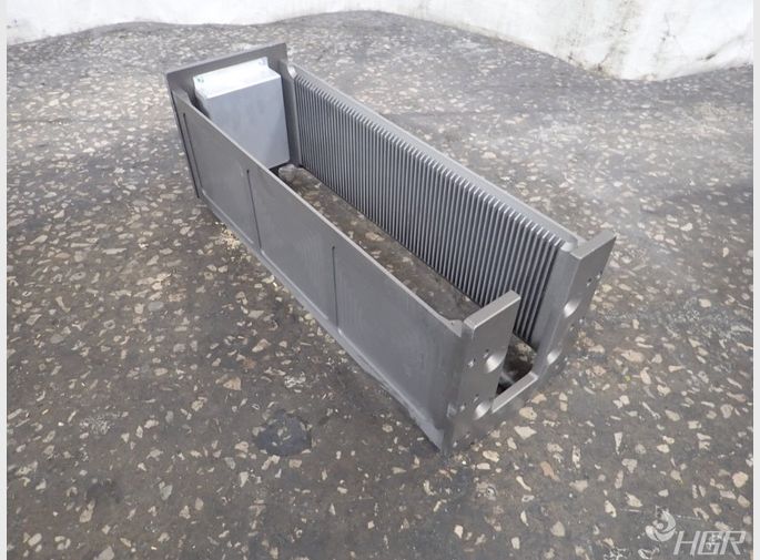  Chassis