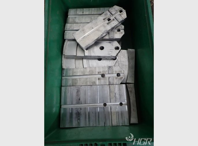  Aluminum Hardware