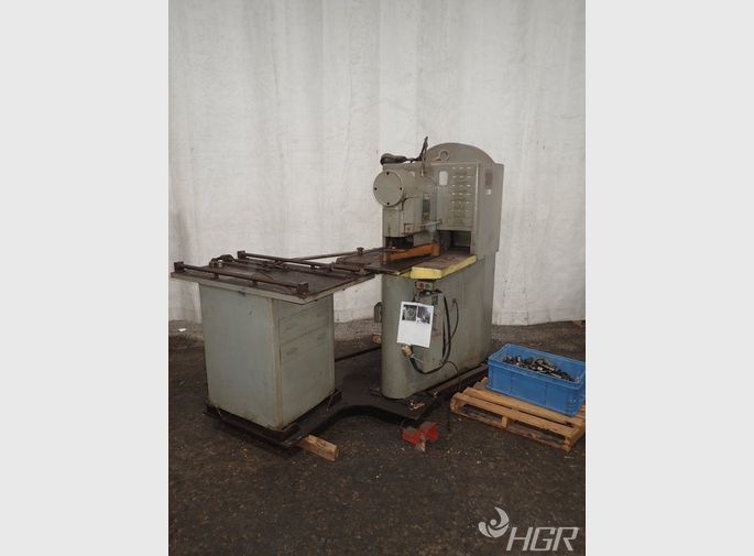 Wales Strippit Punch Press