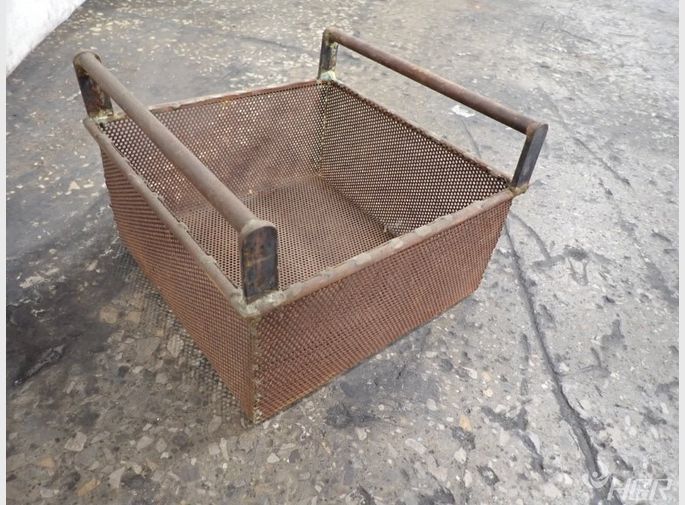  Strainer