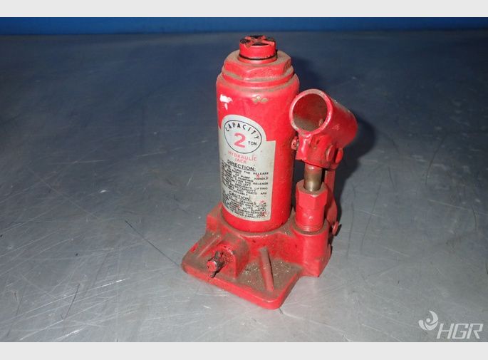  Hydraulic Jack