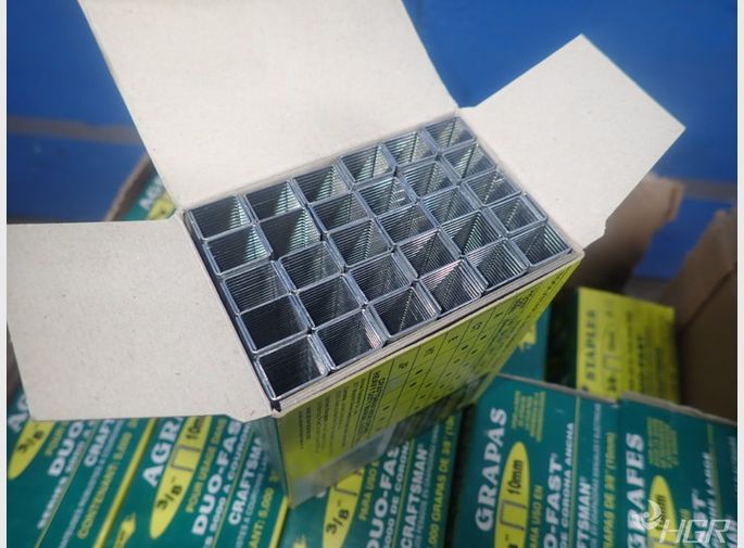 Arrow Staples
