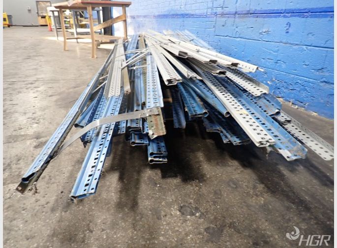  Shelving Uprights