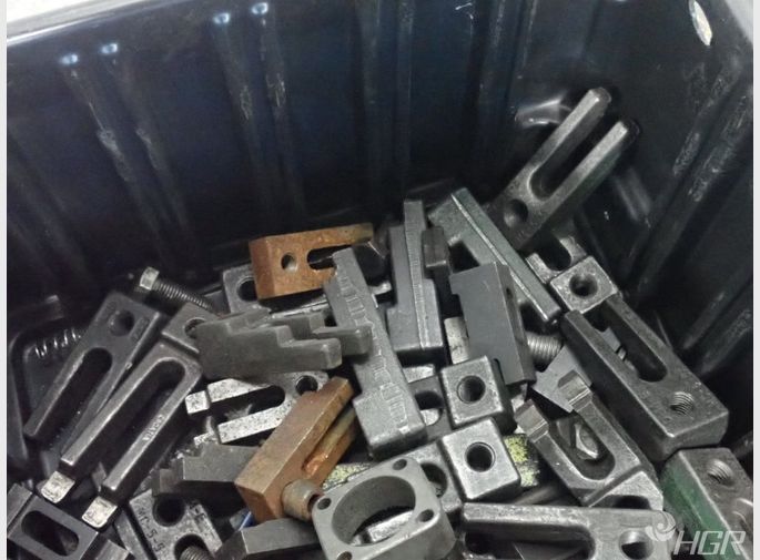  Hardware