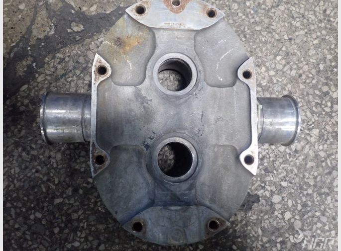  Valve